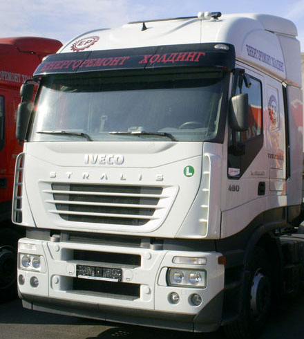 Автомобилни надписи - съобразяване на корпоративните цветове с цвета на автомобила